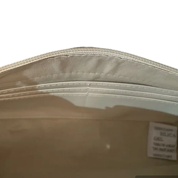 YANI L'ADORE BEIGE BLISS CROSSBODY PURSE - Picture 5 of 7